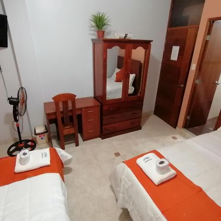 Victtorios Hotel Satipo Extérieur photo