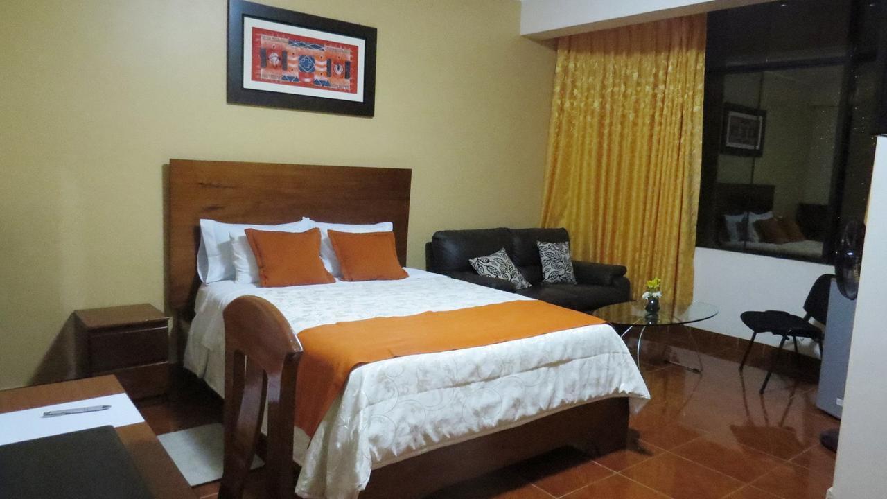 Victtorios Hotel Satipo Extérieur photo