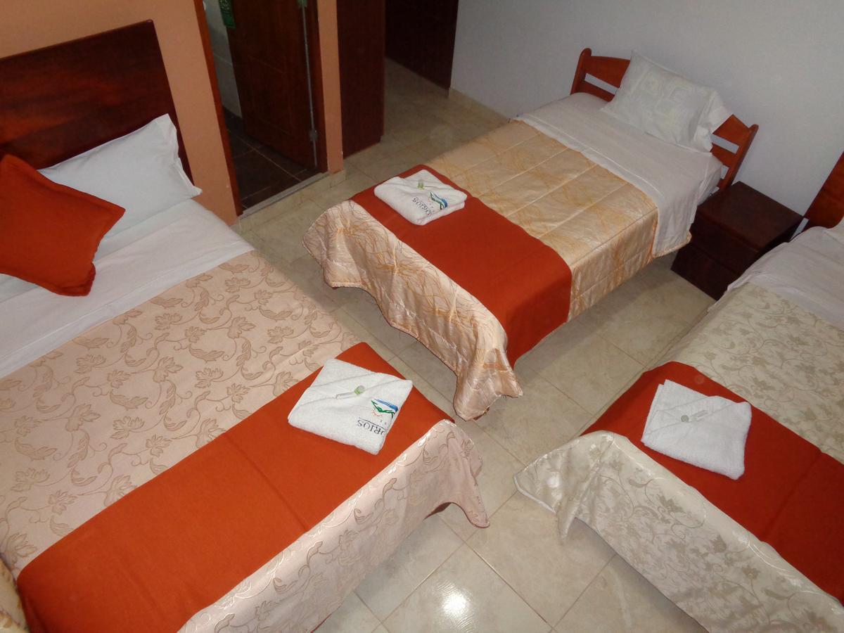 Victtorios Hotel Satipo Extérieur photo