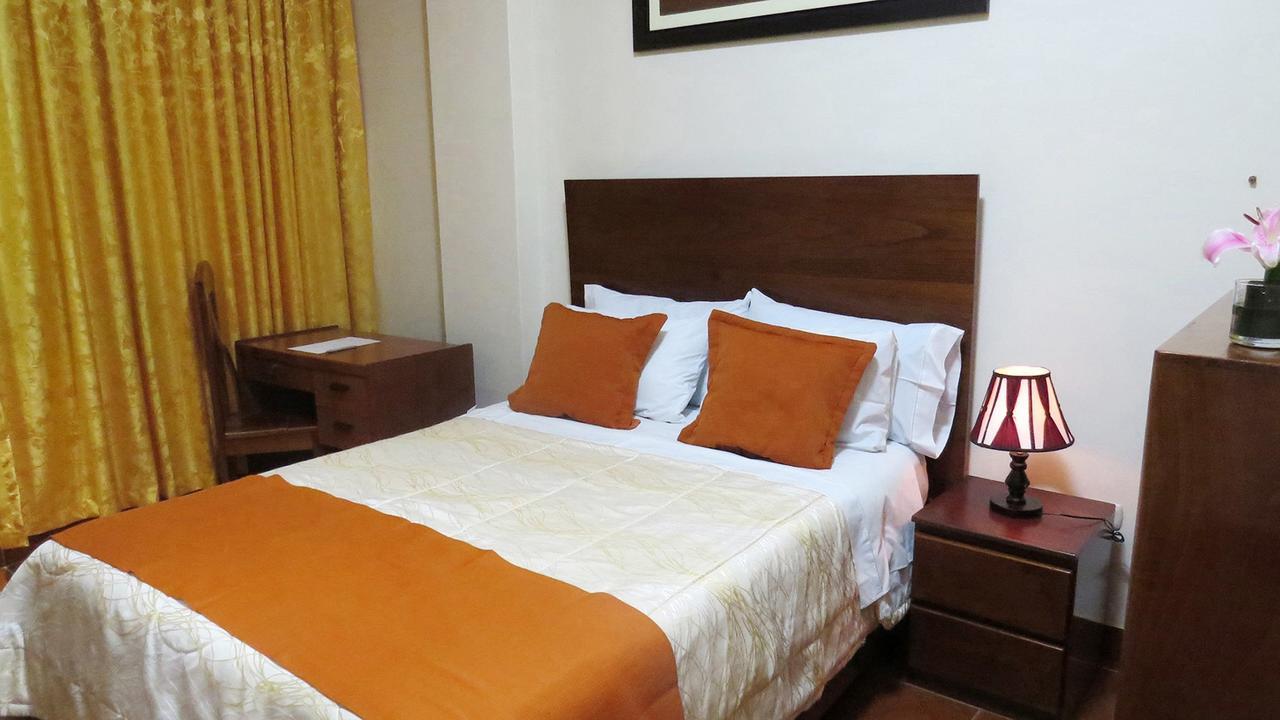 Victtorios Hotel Satipo Extérieur photo
